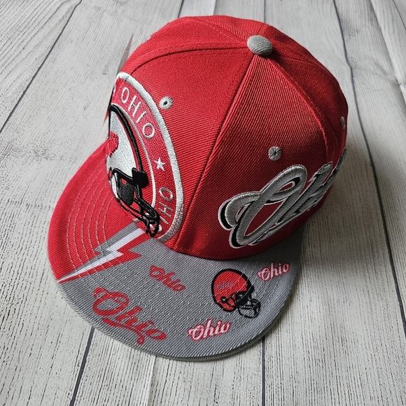 Red and Gray Ohio Snapback Hat - Picture 3 of 8